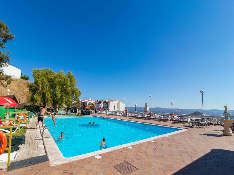 Hotel Los Templarios ヘレス・デ・ロス・カバジェロス エクステリア 写真